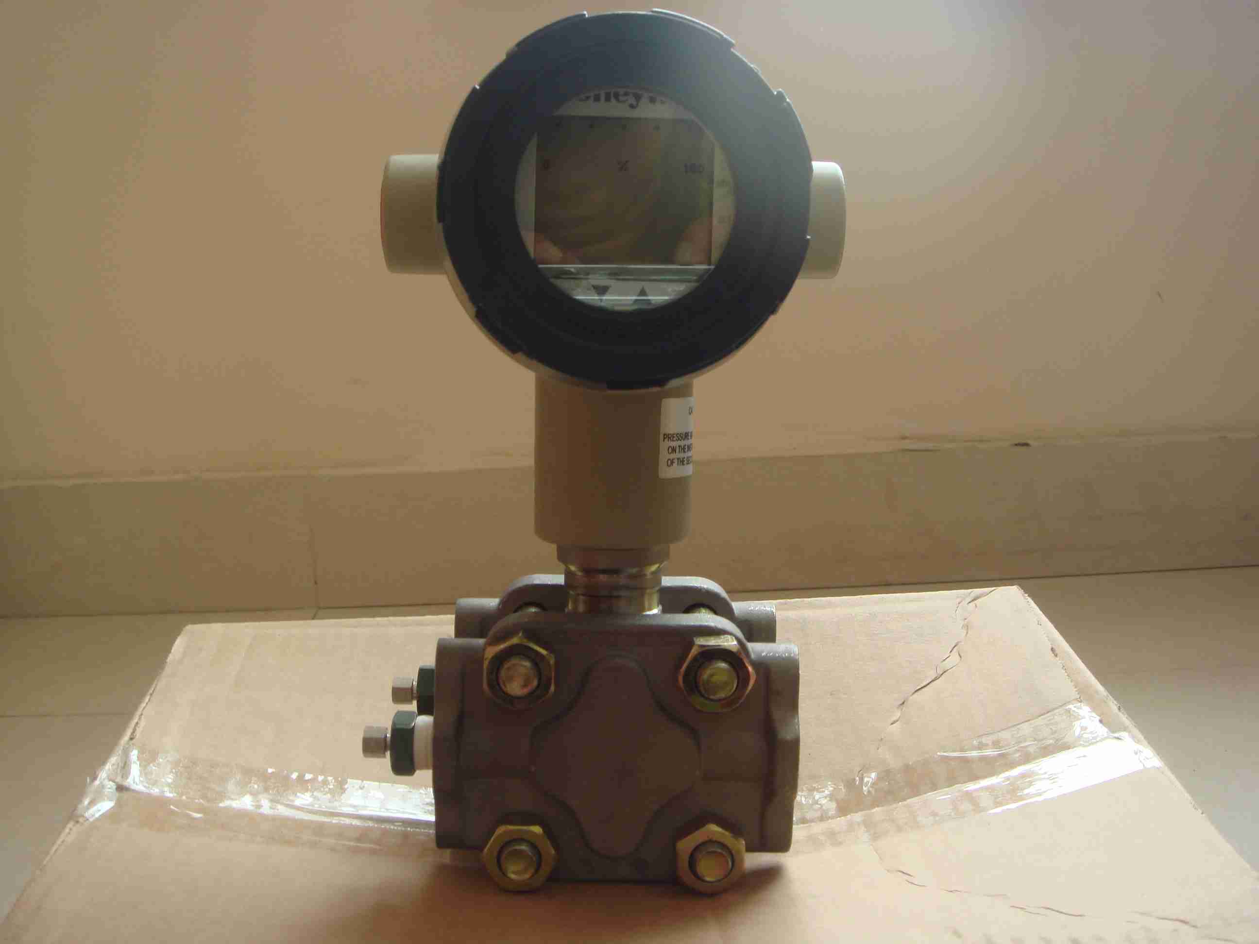 ��ѹ������